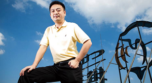 梁建章 回归 携程.png