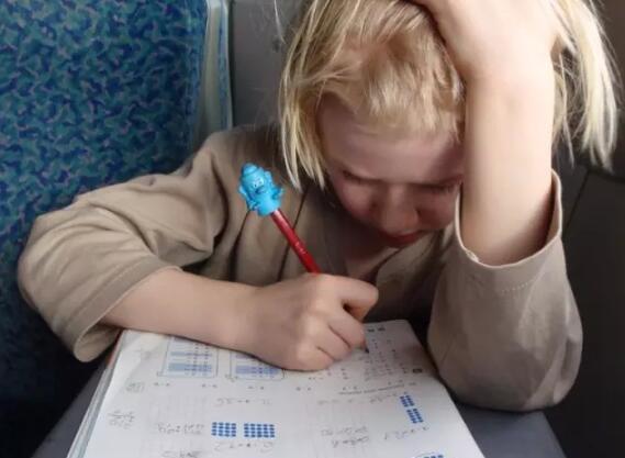 成功孩子家长的十共同点：做孩子的榜样和朋友