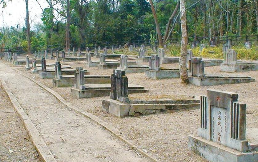 1459774059432218.jpg 老挝孟赛的中国烈士陵园.jpg