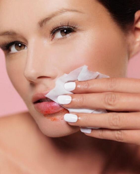 一支唇膏从头到脚都能用 快给我来一打！