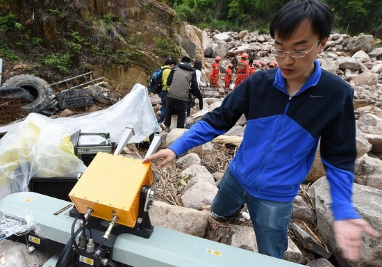 1462946051524885.jpg 01.jpg