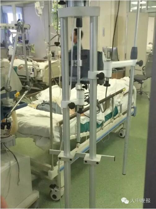 驻马店一小学女孩摔伤昏迷 单亲母亲悲痛求助