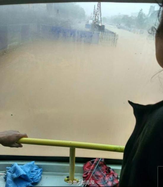 看海模式的武汉来了