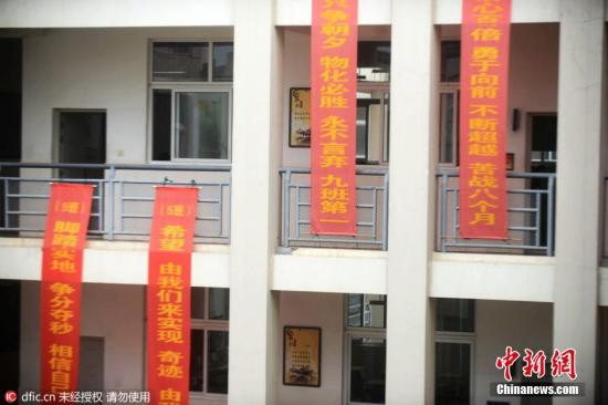 1465033599839474.jpg 4XRT-fxsvenv6364245.jpg