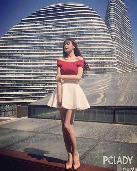 1466303997460968.jpg 沈梦辰的身材和时尚感还是不错的.jpg