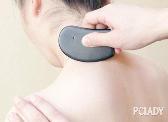 1466304073260972.jpg 想要肩颈线条好,排毒塑型少不了.jpg