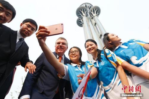 奥林匹克日:国人眼中奥运精神 挑战自我最重要