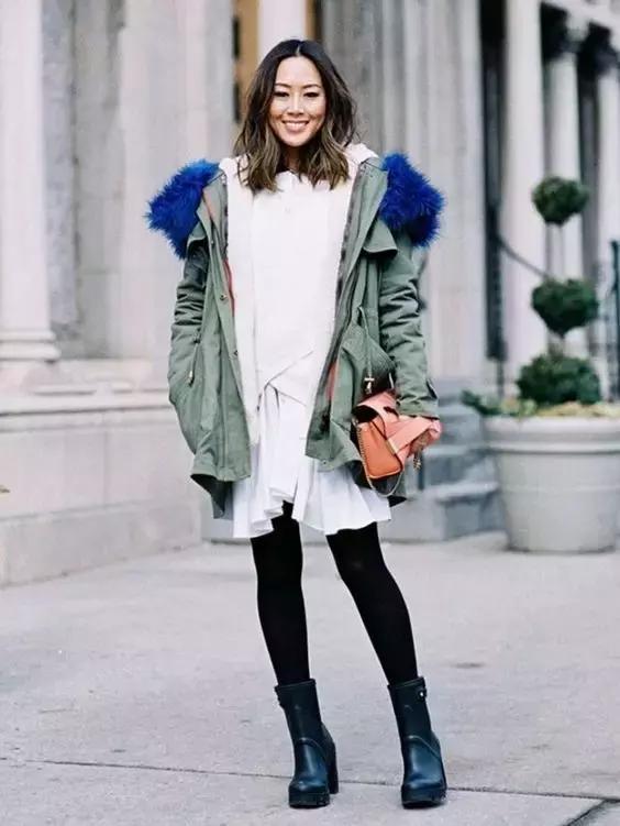 学会oversized外套+短靴的经典套路，让你美成一道街景