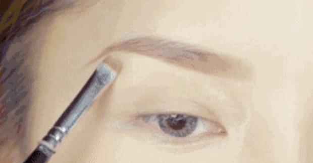 听说一字眉被掰弯啦?手把手教你女星最in的同款眉型!