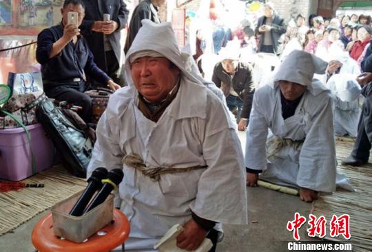 两岸公益志愿者爱心接力江苏籍台湾老兵魂归故里