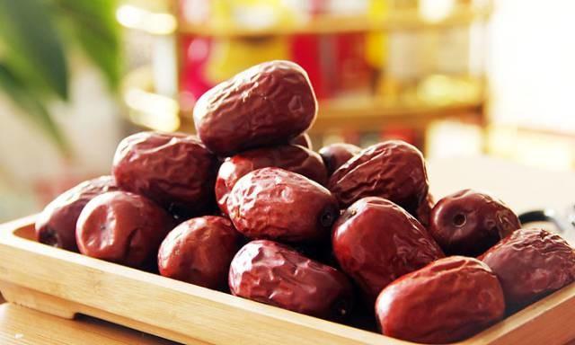 长期23点以后睡 小心这7个地方先坏！