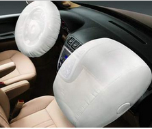 汽车前排座椅弹出的安全气囊。图片来源:中国消费者协会