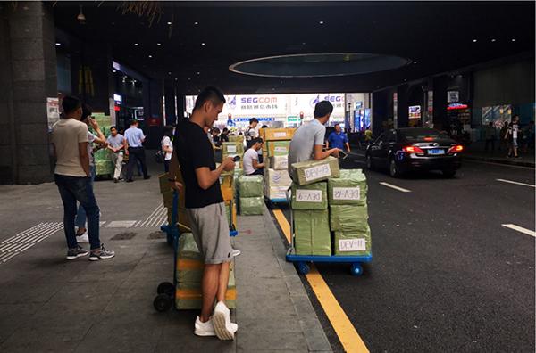 杀死华强北这座山寨王国的，是苹果和阿里巴巴