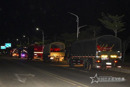 救援力量及时响应、连夜出动.jpg