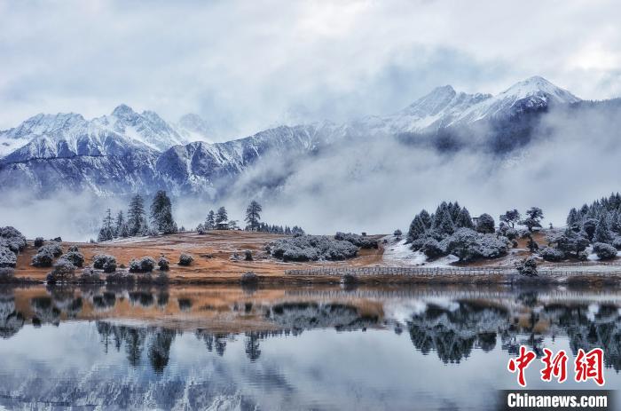 图为鲁朗雪景。资料图。鲁朗景区管委会供图 图为鲁朗雪景。资料图。鲁朗景区管委会供图
