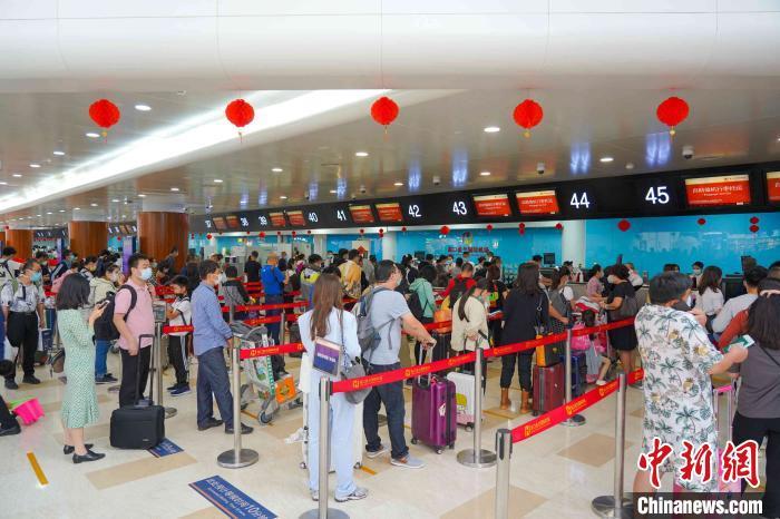 美兰机场客流量回升。美兰机场供图
