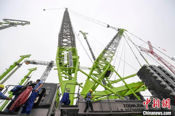 中联重科工程机械产品。杨华峰 摄