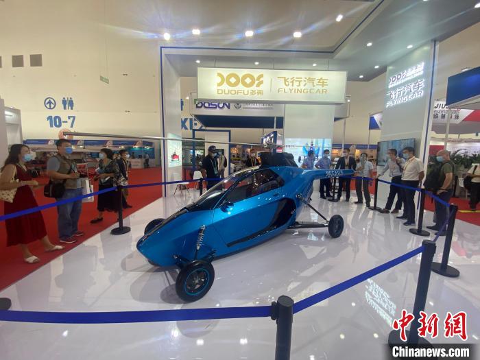 多弗飞行汽车空中飞行速度可达160km每小时。多弗集团供图 多弗飞行汽车空中飞行速度可达160km每小时。多弗集团供图