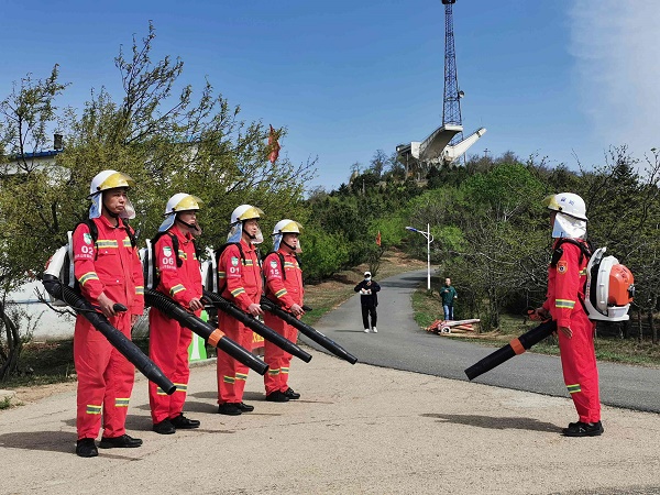 林业消防   崔振武.jpg