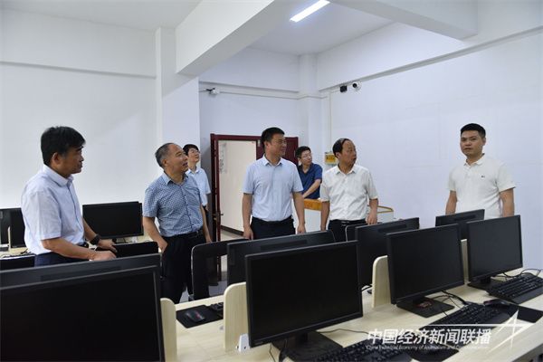 学院领导到合肥工业技术学校高新校区检查指导_new(1).jpg