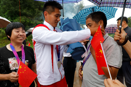 20231009 亚运会冠军刘煜4.png