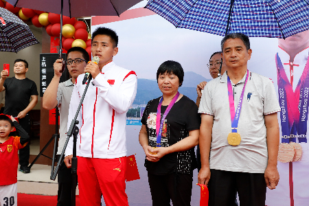 20231009 亚运会冠军刘煜10.png