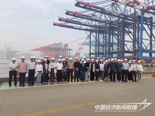 7055d3d52c3b3ddbbeeba18513550ad.jpg?v=1698638907