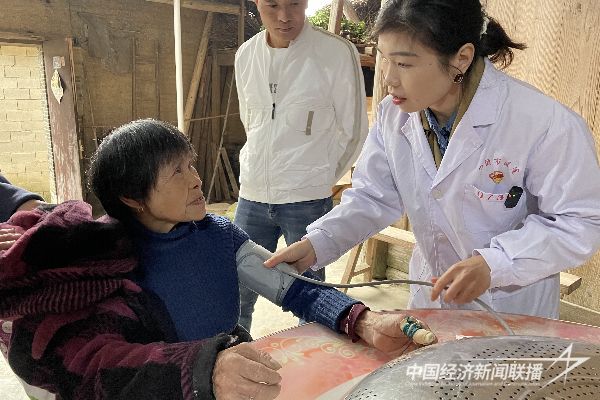 20231204  宁德“四下基层”进老区6.jpeg