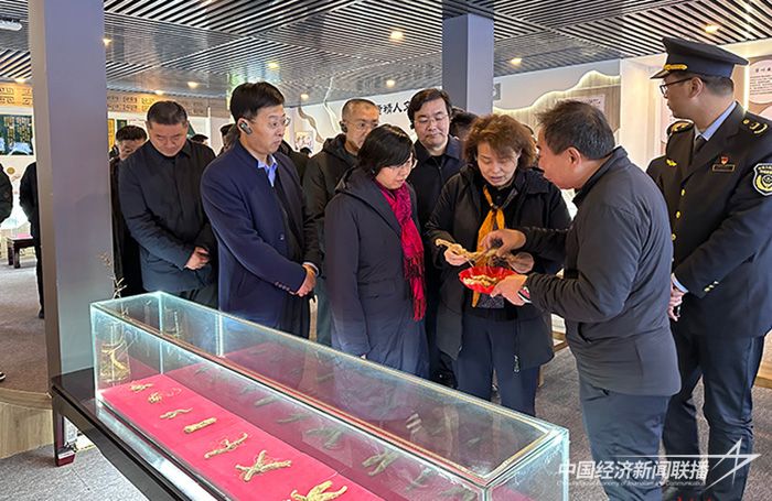 1204.1.jpg?v=1701674165