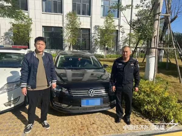 20231211  法院交警执行联动 逃窜“老赖”3.jpg?v=1702284112