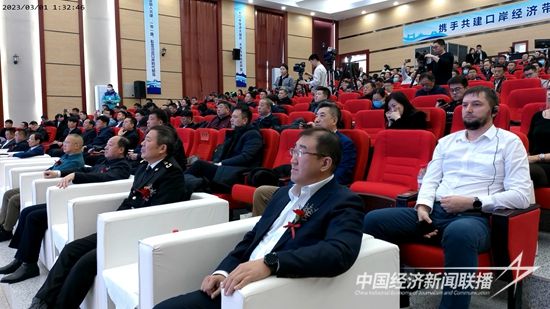 论坛2.jpg?v=1703160002