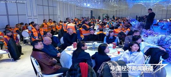 1122.jpg?v=1704371188