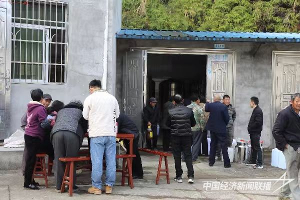 20240117 永泰连山村油茶分红2.jpg?v=1705558957