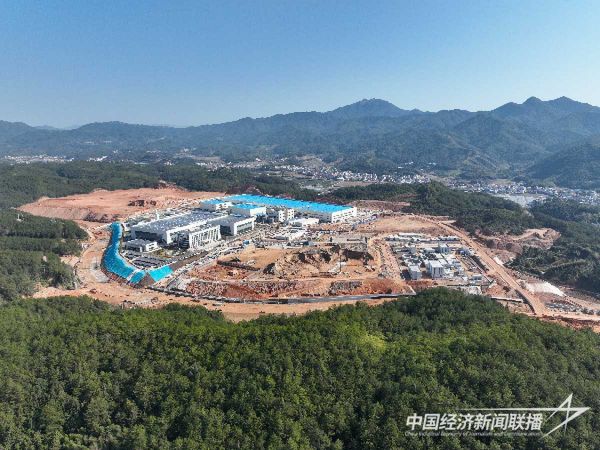 20240130  福建上杭：科技创新驱动引领发展“新赛道”4.jpg?v=1706585625