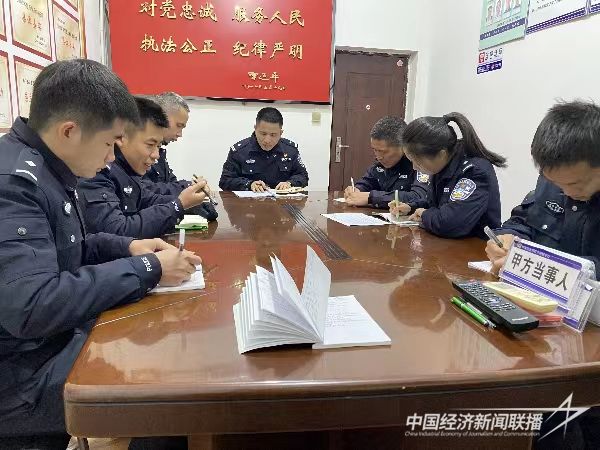 20240205 犀溪派出所全力筑牢假前校园安全堡垒1.jpg?v=1707106727