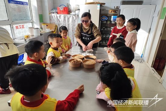 131ce3659cbe082d7c064585ee470be.jpg?v=1708572164