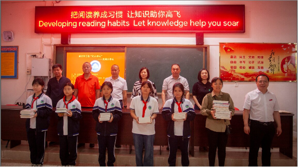 20240422 龙海白水中学举办全民阅读日活动3.jpeg?x-oss-process=style/water