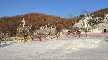 戏冰雪泡温泉4.jpg?x-oss-process=style/water